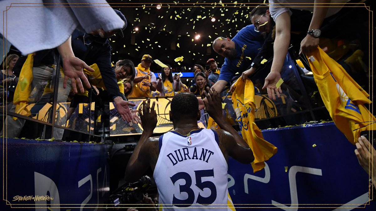 目前雄鹿的 目前雄鹿的